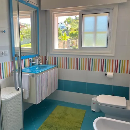 Casa Con Piscina, Vistas Y Cerca De Playas * Vigo